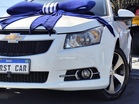 CHEVROLET Cruze Hatch 1.8 16V 4P LT SPORT6 FLEX AUTOM�TICO, Foto 3