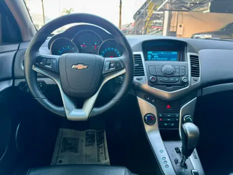 CHEVROLET Cruze Hatch 1.8 16V 4P LT SPORT6 FLEX AUTOM�TICO, Foto 6