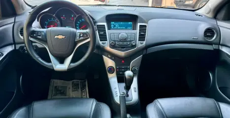 CHEVROLET Cruze Hatch 1.8 16V 4P LT SPORT6 FLEX AUTOM�TICO, Foto 7