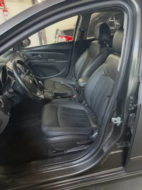 CHEVROLET Cruze Hatch 1.8 16V 4P LT SPORT6 FLEX, Foto 10