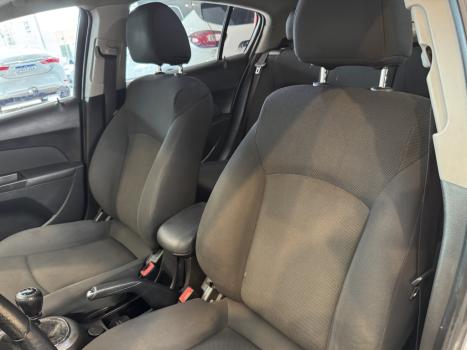 CHEVROLET Cruze Hatch 1.8 16V 4P LT SPORT6 FLEX, Foto 7