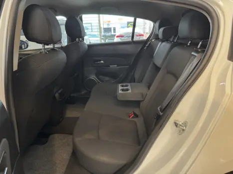 CHEVROLET Cruze Hatch 1.8 16V 4P LT SPORT6 FLEX, Foto 8