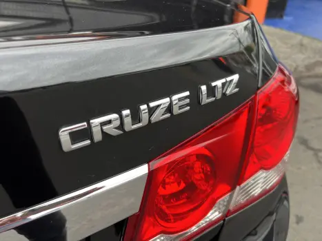 CHEVROLET Cruze Sedan 1.8 16V 4P LTZ ECOTEC FLEX AUTOMÁTICO, Foto 21 CHEVROLET Cruze Sedan 1.8 16V 4P LTZ ECOTEC FLEX AUTOMÁTICO, Foto 21
