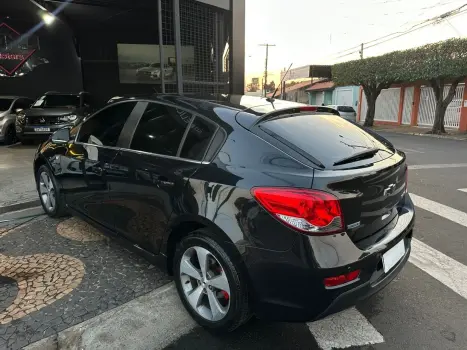 CHEVROLET Cruze Sedan 1.8 16V 4P LT ECOTEC FLEX AUTOMÁTICO, Foto 4 CHEVROLET Cruze Sedan 1.8 16V 4P LT ECOTEC FLEX AUTOMÁTICO, Foto 4