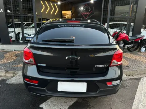 CHEVROLET Cruze Sedan 1.8 16V 4P LT ECOTEC FLEX AUTOMÁTICO, Foto 5 CHEVROLET Cruze Sedan 1.8 16V 4P LT ECOTEC FLEX AUTOMÁTICO, Foto 5