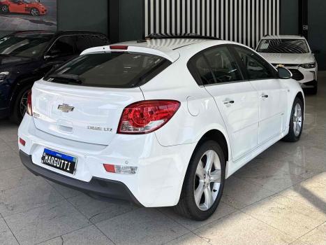 CHEVROLET Cruze Sedan 1.8 16V 4P LTZ ECOTEC FLEX AUTOMÁTICO, Foto 5 CHEVROLET Cruze Sedan 1.8 16V 4P LTZ ECOTEC FLEX AUTOMÁTICO, Foto 5