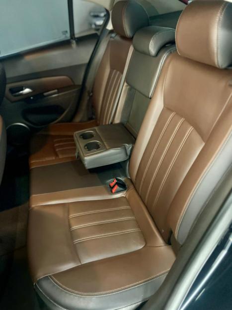 CHEVROLET Cruze Sedan 1.8 16V 4P LTZ ECOTEC FLEX AUTOMÁTICO, Foto 18 CHEVROLET Cruze Sedan 1.8 16V 4P LTZ ECOTEC FLEX AUTOMÁTICO, Foto 18