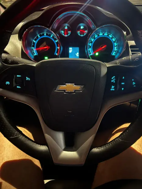 CHEVROLET Cruze Sedan 1.8 16V 4P LTZ ECOTEC FLEX AUTOMTICO, Foto 2