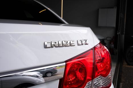 CHEVROLET Cruze Sedan 1.8 16V 4P LTZ ECOTEC FLEX AUTOM�TICO, Foto 6