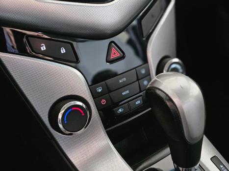 CHEVROLET Cruze Sedan 1.8 16V 4P LTZ ECOTEC FLEX AUTOM�TICO, Foto 8