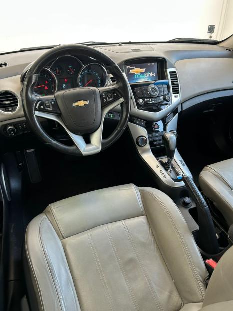 CHEVROLET Cruze Sedan 1.8 16V 4P LTZ ECOTEC FLEX AUTOM�TICO, Foto 6