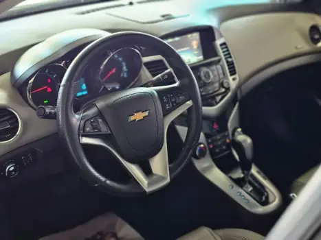 CHEVROLET Cruze Sedan 1.8 16V 4P LTZ ECOTEC FLEX AUTOM�TICO, Foto 5