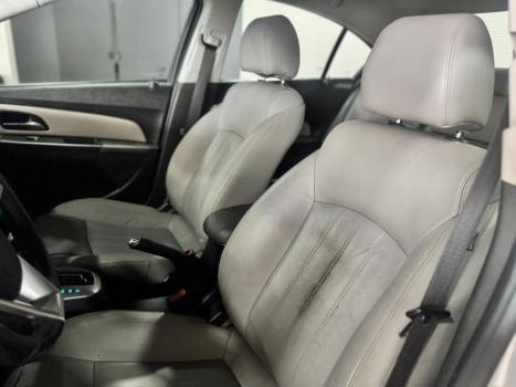 CHEVROLET Cruze Sedan 1.8 16V 4P LTZ ECOTEC FLEX AUTOM�TICO, Foto 7