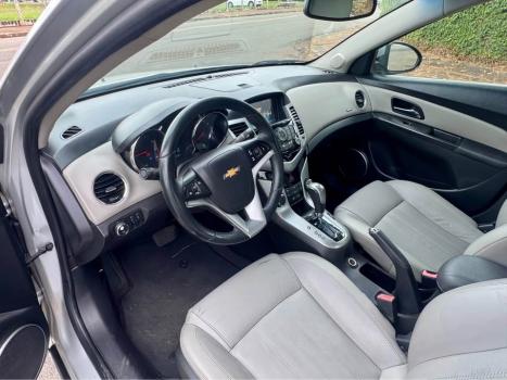 CHEVROLET Cruze Sedan 1.8 16V 4P LTZ ECOTEC FLEX AUTOM�TICO, Foto 8