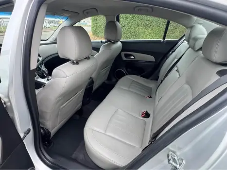 CHEVROLET Cruze Sedan 1.8 16V 4P LTZ ECOTEC FLEX AUTOM�TICO, Foto 10