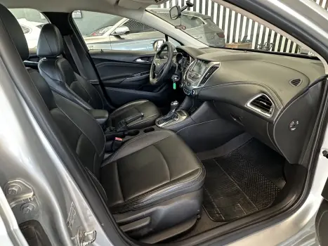 CHEVROLET Cruze Sedan 1.4 16V 4P LT FLEX TURBO AUTOM�TICO, Foto 14