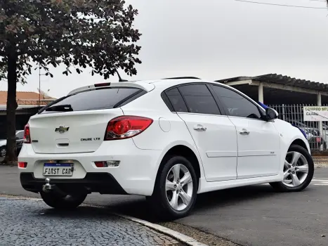 CHEVROLET Cruze Sedan 1.8 16V 4P LTZ ECOTEC FLEX AUTOM�TICO, Foto 5