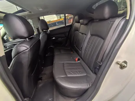 CHEVROLET Cruze Sedan 1.8 16V 4P LTZ ECOTEC FLEX AUTOM�TICO, Foto 13