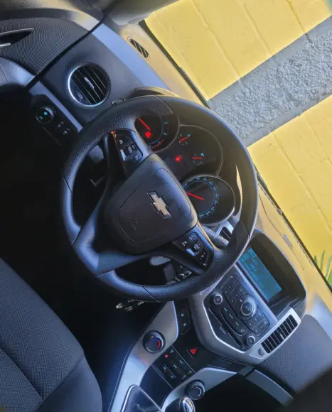 CHEVROLET Cruze Sedan 1.8 16V 4P LT ECOTEC FLEX, Foto 2