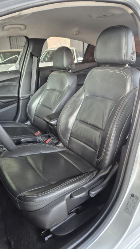CHEVROLET Cruze Sedan 1.4 16V 4P LT FLEX TURBO AUTOM�TICO, Foto 9
