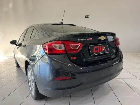 CHEVROLET Cruze Sedan 1.4 16V 4P LT FLEX TURBO AUTOM�TICO, Foto 4