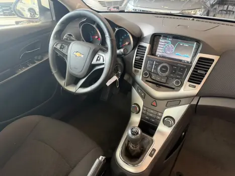CHEVROLET Cruze Sedan 1.8 16V 4P LT ECOTEC FLEX, Foto 4