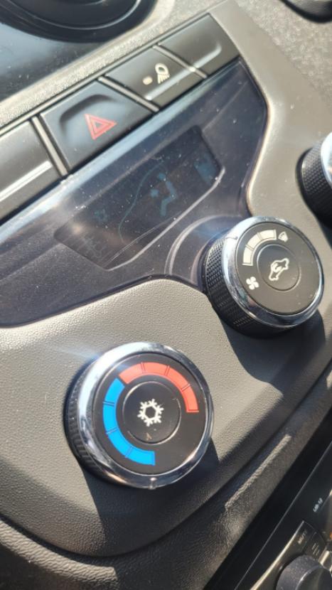 CHEVROLET Montana 1.4 FLEX LS, Foto 4 CHEVROLET Montana 1.4 FLEX LS, Foto 4