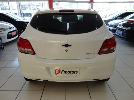 CHEVROLET Onix Hatch 1.0 4P FLEX LT, Foto 3 CHEVROLET Onix Hatch 1.0 4P FLEX LT, Foto 3