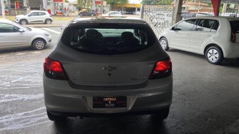 CHEVROLET Onix Hatch 1.4 4P FLEX LTZ, Foto 4