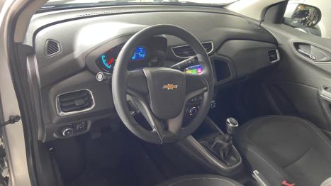 CHEVROLET Onix Hatch 1.4 4P FLEX LTZ, Foto 10