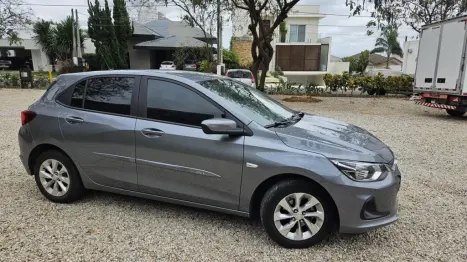 CHEVROLET Onix Hatch 1.0 12V 4P FLEX LTZ TURBO, Foto 6 CHEVROLET Onix Hatch 1.0 12V 4P FLEX LTZ TURBO, Foto 6