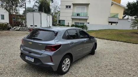 CHEVROLET Onix Hatch 1.0 12V 4P FLEX LTZ TURBO, Foto 7 CHEVROLET Onix Hatch 1.0 12V 4P FLEX LTZ TURBO, Foto 7
