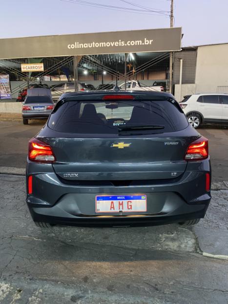 CHEVROLET Onix Hatch 1.0 12V 4P FLEX LT TURBO, Foto 3 CHEVROLET Onix Hatch 1.0 12V 4P FLEX LT TURBO, Foto 3