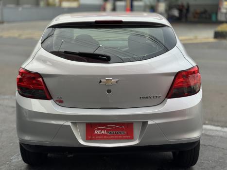 CHEVROLET Onix Hatch 1.4 4P FLEX LTZ, Foto 5