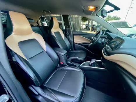 CHEVROLET Onix Hatch 1.0 12V 4P FLEX PREMIER TURBO AUTOMTICO, Foto 14