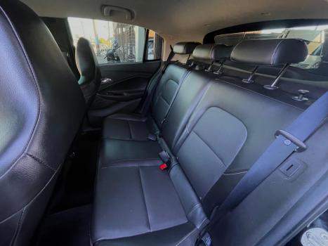 CHEVROLET Onix Hatch 1.0 12V 4P FLEX PREMIER TURBO AUTOMTICO, Foto 17