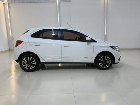 CHEVROLET Onix Hatch 1.4 4P FLEX LTZ, Foto 4