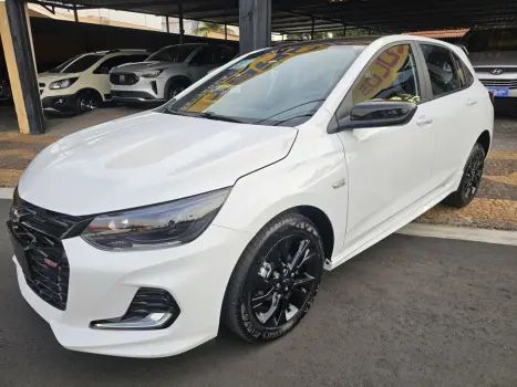 CHEVROLET Onix Hatch 1.0 12V 4P FLEX RS TURBO AUTOMTICO, Foto 4
