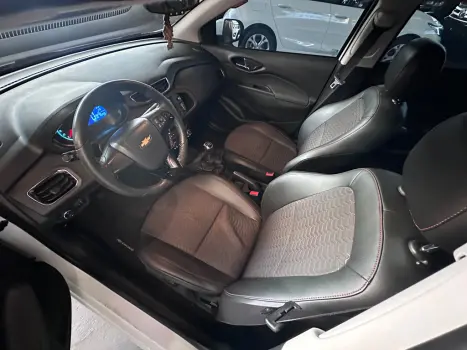 CHEVROLET Onix Hatch 1.4 4P FLEX LTZ, Foto 3