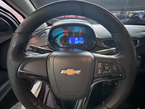CHEVROLET Onix Hatch 1.4 4P FLEX LTZ, Foto 7