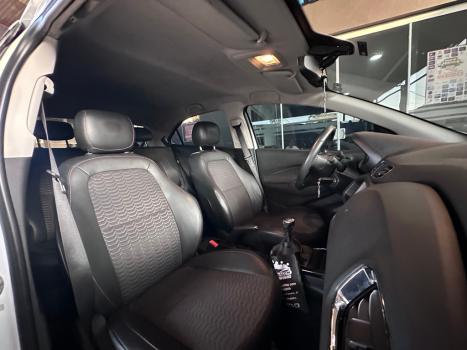 CHEVROLET Onix Hatch 1.4 4P FLEX LTZ, Foto 12