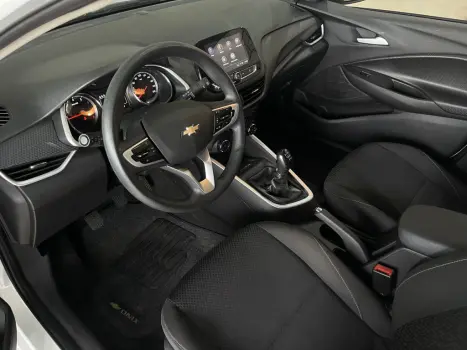 CHEVROLET Onix Hatch 1.0 12V 4P FLEX LTZ TURBO, Foto 9