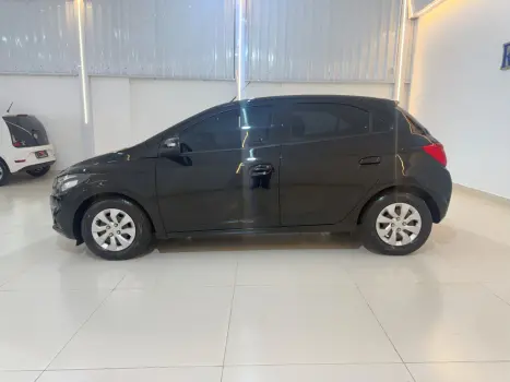 CHEVROLET Onix Hatch 1.0 12V 4P FLEX LT, Foto 4
