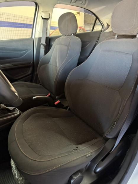 CHEVROLET Onix Hatch 1.4 4P FLEX LT, Foto 11