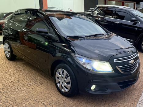 CHEVROLET Onix Hatch 1.4 4P FLEX LT, Foto 2