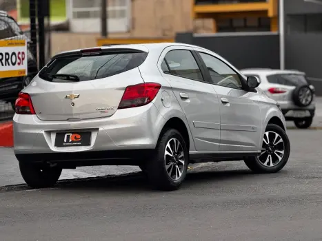 CHEVROLET Onix Hatch 1.4 4P FLEX LTZ, Foto 4