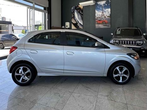 CHEVROLET Onix Hatch 1.4 4P FLEX LT AUTOMÁTICO, Foto 4 CHEVROLET Onix Hatch 1.4 4P FLEX LT AUTOMÁTICO, Foto 4