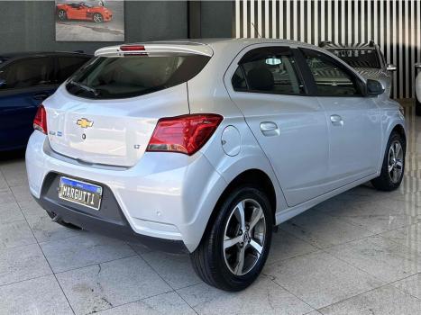 CHEVROLET Onix Hatch 1.4 4P FLEX LT AUTOMÁTICO, Foto 5 CHEVROLET Onix Hatch 1.4 4P FLEX LT AUTOMÁTICO, Foto 5