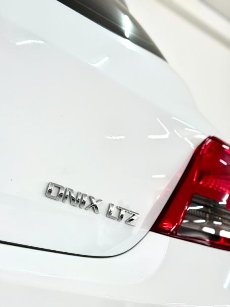 CHEVROLET Onix Hatch 1.4 4P FLEX LTZ, Foto 14