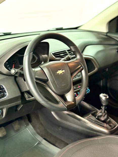 CHEVROLET Onix Hatch 1.4 4P FLEX LTZ, Foto 16